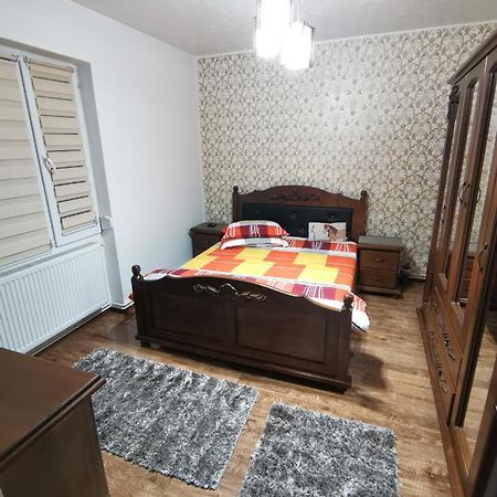 Apartament Central Беїле-Херкулане Екстер'єр фото
