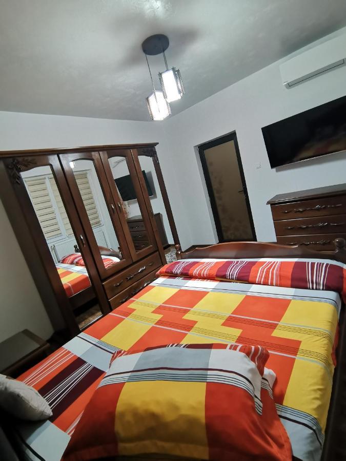 Apartament Central Беїле-Херкулане Екстер'єр фото