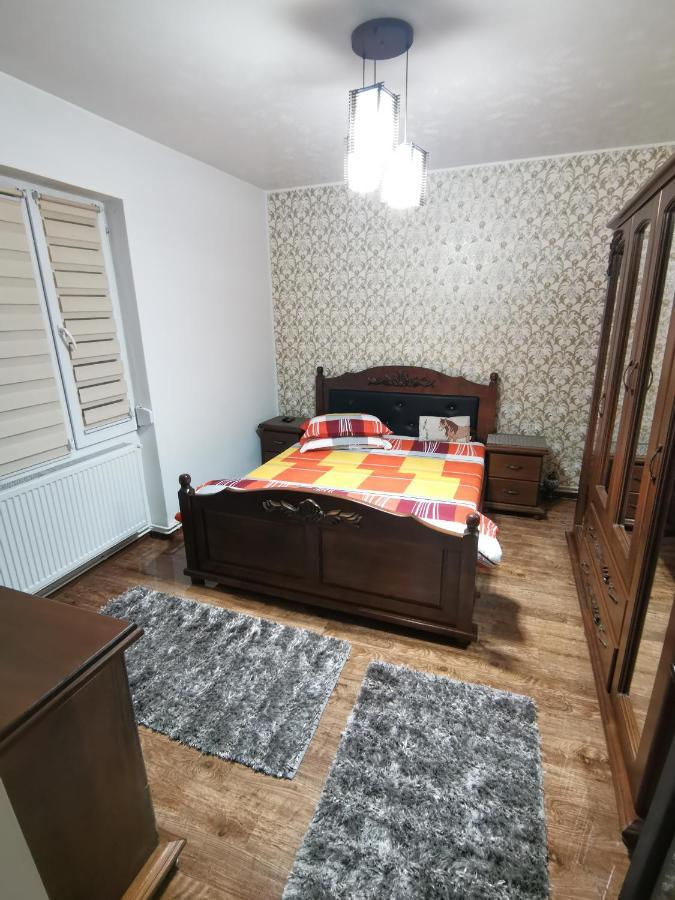 Apartament Central Беїле-Херкулане Екстер'єр фото