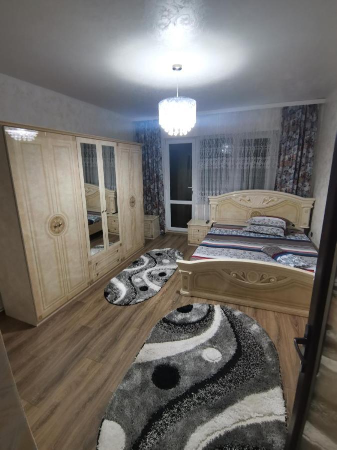 Apartament Central Беїле-Херкулане Екстер'єр фото
